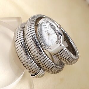 ✨ Serpenti Wrap Bracelet Watch – Silver Tone / White Dial ✨